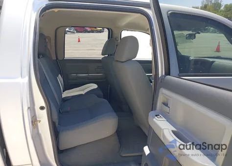 2005 Dodge Dakota Slt from USA, damaged, VIN 1D7HW48N45S321002